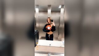 Nicollesnow (Nicolle Snow) OnlyFans Leaks Certified Sweetheart is a SQUIRT QUEEN 265