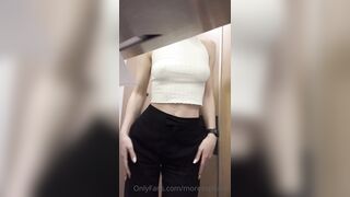 SophieKC (moresophiekc) OnlyFans Leaks 23 yo German Student Skinny can be sexy 35