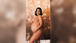 Lena The Plug (lenatheplug) OnlyFans Leaks -  like if you’re gonna miss my thicker bodayyyy_0004