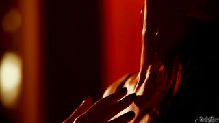 Sunnyleone (Sunny Leone) OnlyFans Leaks Professional Porn Star Curvy Big Tits 27