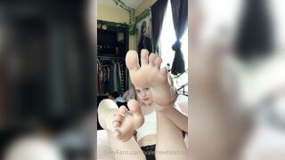 Sunnyleone (Sunny Leone) OnlyFans Leaks Professional Porn Star Curvy Big Tits 20