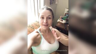 Sarahvandella (Sarah Vandella) OnlyFans Adult Actress Veteran Deep Throat Lover 430