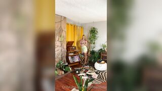 Sarahvandella (Sarah Vandella) OnlyFans Adult Actress Veteran Deep Throat Lover 470