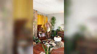 Sarahvandella (Sarah Vandella) OnlyFans Adult Actress Veteran Deep Throat Lover 470