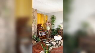 Sarahvandella (Sarah Vandella) OnlyFans Adult Actress Veteran Deep Throat Lover 470