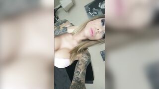 Karma Rx (karmarx) OnlyFans Leaks - riding my sybian ;)