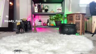 MoodyFeet (Moody Feet) OnlyFans Leaks Big Tits Foot Fetisium  395