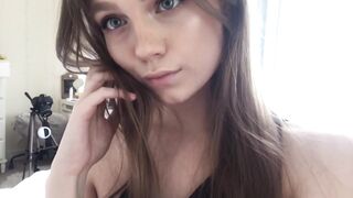 Oreob4by (Alex) OnlyFans Leaks Brunette makes solo porn 129