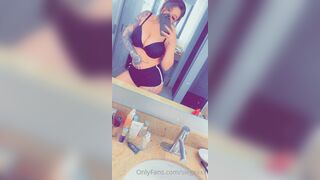 Tattooed Waifu (undersiegexo) OnlyFans Leaks siegexxx Natural Tiddies 114