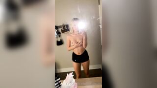 Phansen (Paige) OnlyFans Leaks Gymnaism Girl has small boobs 1