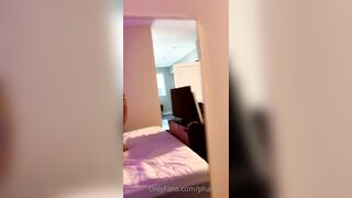 Phansen (Paige) OnlyFans Leaks Gymnaism Girl has small boobs 19