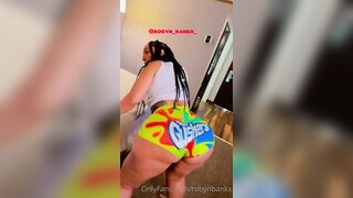 Robynbank OnlyFans Leaks Big Tits and Big Ass's sexier side 29