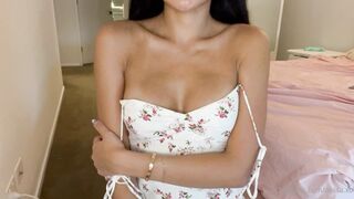 Alissa Yu (alissa.xo) OnlyFans Leaks 21 yo Skinny Fun-sized Asian Baby Girl 3