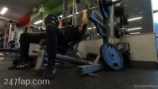 AReallyWeakGuy Six Abs Strong Black guy Onlyfans Leaked Porn Video 31