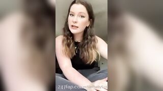 Elfbxby Nerd Girl Small Tits Onlyfans Leaks Amateur Porn Video 17