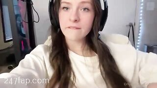 Elfbxby Nerd Girl Small Tits Onlyfans Leaks Amateur Porn Video 66