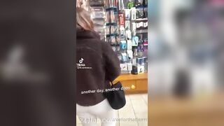 Aloe4ThatBurn transparent dildo her vagina and have dirty sex 1-on-1 with her boyfriend