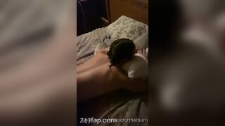 Aloe4ThatBurn feels horny when reading books, fully naked lol