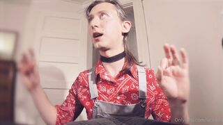 Lacevoid OnlyFans Leaks - One of my beautiful subscribers commissioned this amazingly hot CAUGHT BY MOMMY JOI video... And gue