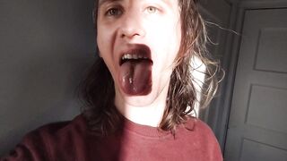Lacevoid OnlyFans Leaks - Suns out, tongues out 