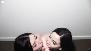 Audreyandsadie (Audrey & Sadie) OnlyFans Leaks Australian Lesbian Curvy Girls 200