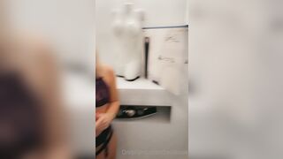 Belllexox (Belle) OnlyFans Leaks the Queen of Close-up 30