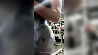 alissaplzzz (alissaplzz) OnlyFans Leaks Big Ass Brunette 1