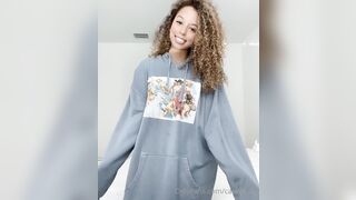 Camilaelle OnlyFans Leaks Latina Curled Hair Lady 444