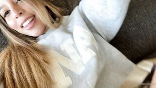 Camilaelle OnlyFans Leaks Latina Curled Hair Lady 541