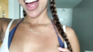 Camilaelle OnlyFans Leaks Latina Curled Hair Lady 545