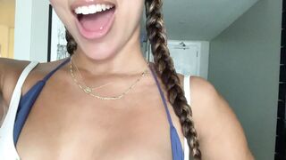 Camilaelle OnlyFans Leaks Latina Curled Hair Lady 545