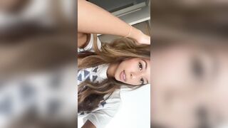 Camilaelle OnlyFans Leaks Latina Curled Hair Lady 639