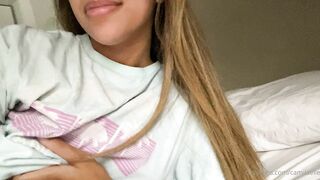 Camilaelle OnlyFans Leaks Latina Curled Hair Lady 598