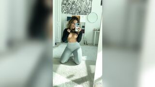 Camilaelle OnlyFans Leaks Latina Curled Hair Lady 529