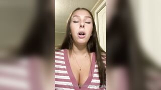 Just-wingit (Hailey aka Wing) OnlyFans Leaks HIGHLIGHT College Student Exploring her Sexuality 2