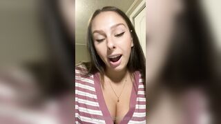 Just-wingit (Hailey aka Wing) OnlyFans Leaks HIGHLIGHT College Student Exploring her Sexuality 2