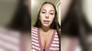 Just-wingit (Hailey aka Wing) OnlyFans Leaks HIGHLIGHT College Student Exploring her Sexuality 8