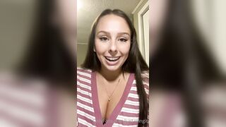 Just-wingit (Hailey aka Wing) OnlyFans Leaks HIGHLIGHT College Student Exploring her Sexuality 8