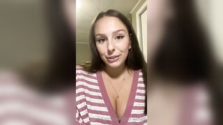 Just-wingit (Hailey aka Wing) OnlyFans Leaks HIGHLIGHT College Student Exploring her Sexuality 8