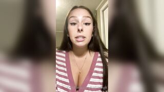 Just-wingit (Hailey aka Wing) OnlyFans Leaks HIGHLIGHT College Student Exploring her Sexuality 8