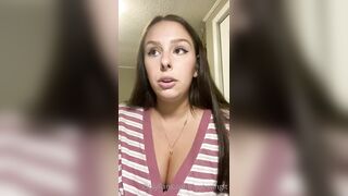 Just-wingit (Hailey aka Wing) OnlyFans Leaks HIGHLIGHT College Student Exploring her Sexuality 8