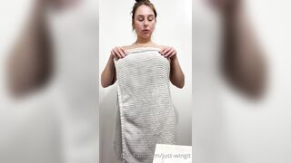 Just-wingit (Hailey aka Wing) OnlyFans Leaks College Student Exploring her Sexuality 153