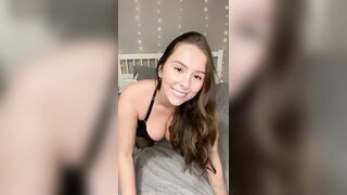 Just-wingit (Hailey aka Wing) OnlyFans Leaks College Student Exploring her Sexuality 213