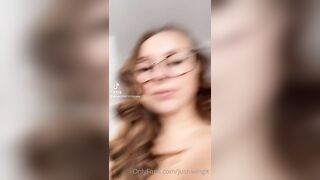 Just-wingit (Hailey aka Wing) OnlyFans Leaks College Student Exploring her Sexuality 151