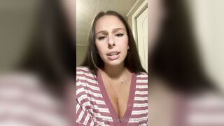 Just-wingit (Hailey aka Wing) OnlyFans Leaks HIGHLIGHT College Student Exploring her Sexuality 3