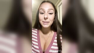 Just-wingit (Hailey aka Wing) OnlyFans Leaks HIGHLIGHT College Student Exploring her Sexuality 7