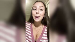 Just-wingit (Hailey aka Wing) OnlyFans Leaks HIGHLIGHT College Student Exploring her Sexuality 7