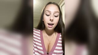 Just-wingit (Hailey aka Wing) OnlyFans Leaks HIGHLIGHT College Student Exploring her Sexuality 7