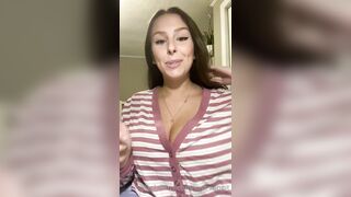 Just-wingit (Hailey aka Wing) OnlyFans Leaks HIGHLIGHT College Student Exploring her Sexuality 6