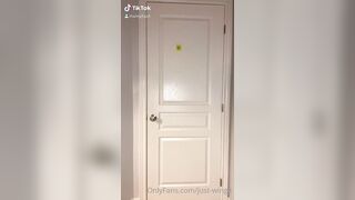 Just-wingit (Hailey aka Wing) OnlyFans Leaks College Student Exploring her Sexuality 176